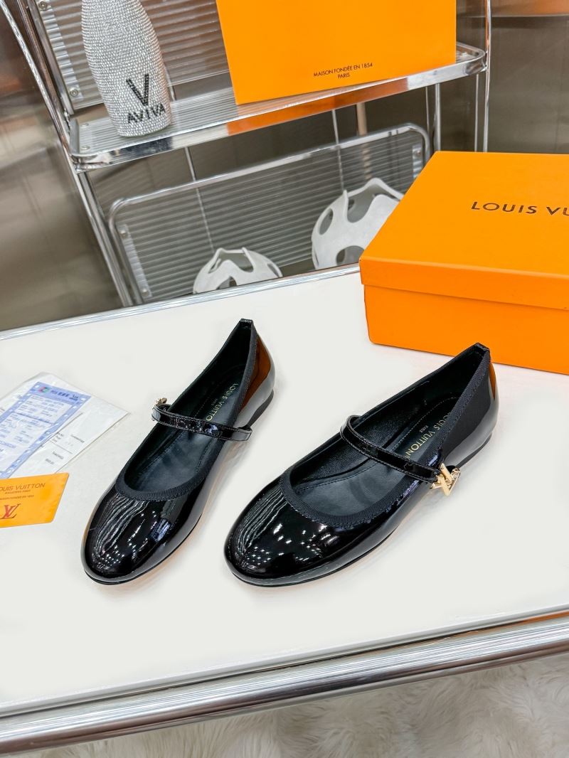 Louis Vuitton Flat Shoes